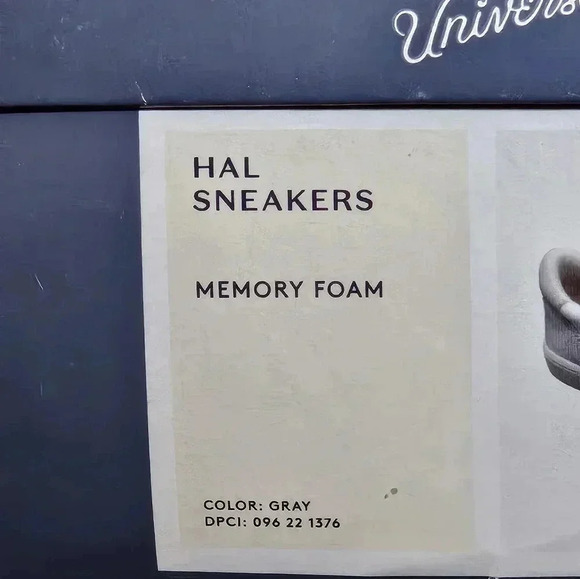 Universal Thread Hal Sneakers white n light gray lady's sizes - Picture 6 of 11